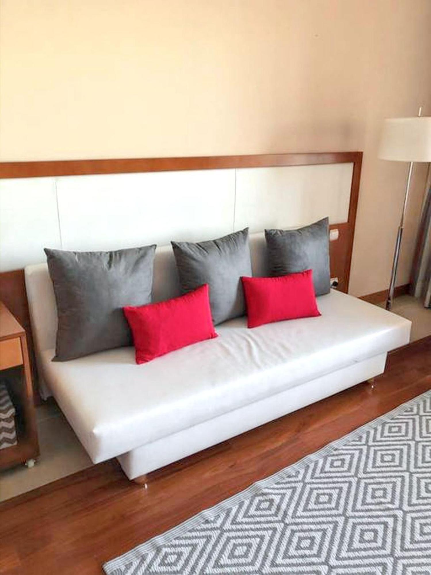 Charming Apartment In Estombar With Private Pool. Ngoại thất bức ảnh